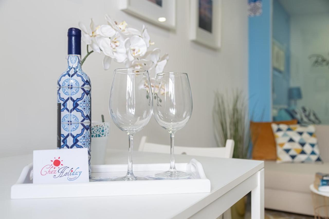 Chez Downtown Charm - Your Seaside Dream! *