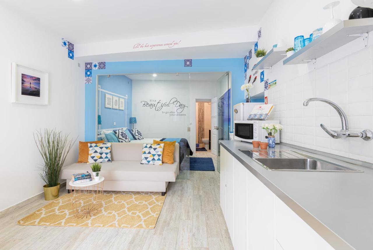 Chez Downtown Charm - Your Seaside Dream!