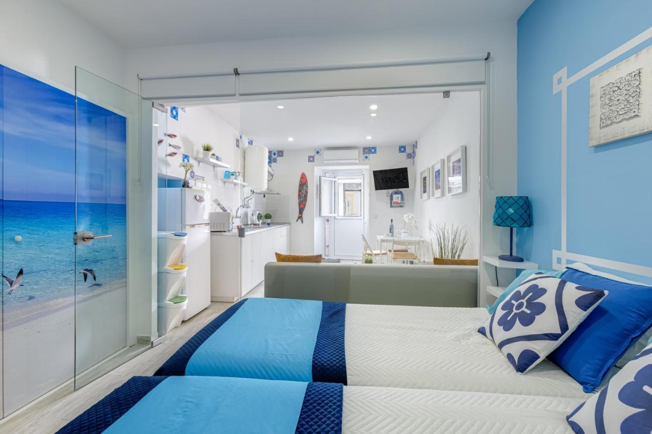 Chez Downtown Charm - Your Seaside Dream! Lagos