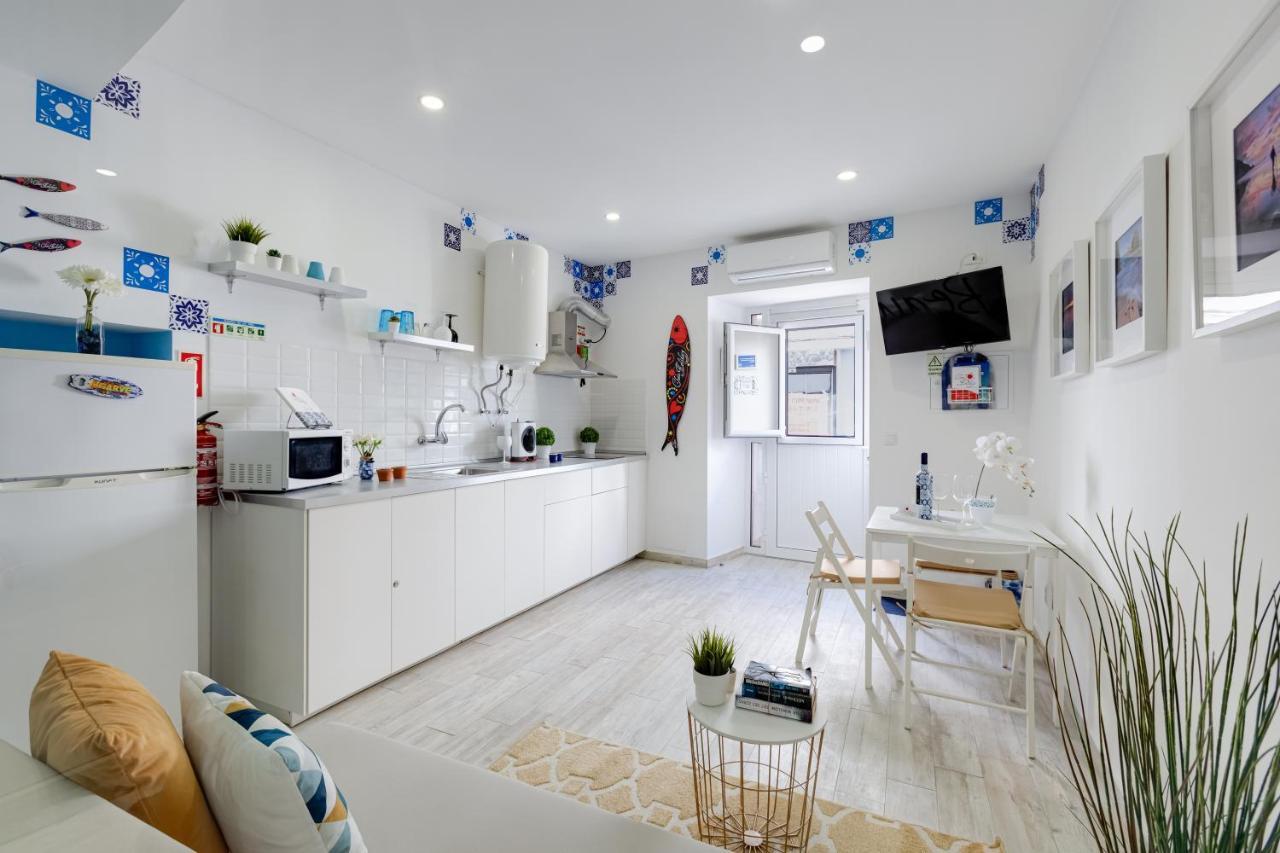 Chez Downtown Charm - Your Seaside Dream! * Lagos
